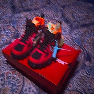 Orange Nike Off White sneakers